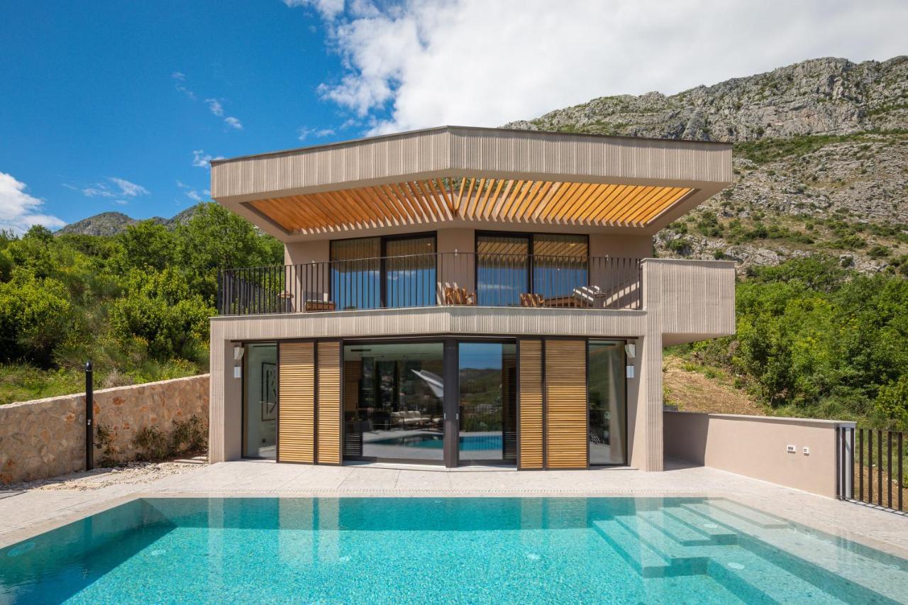 Villa Palazzo Vimbula - Five Star Luxury