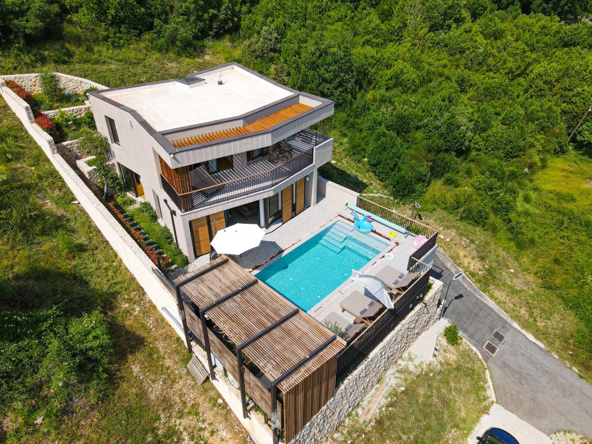 Palazzo Vimbula - Five Star Luxury Villaer *